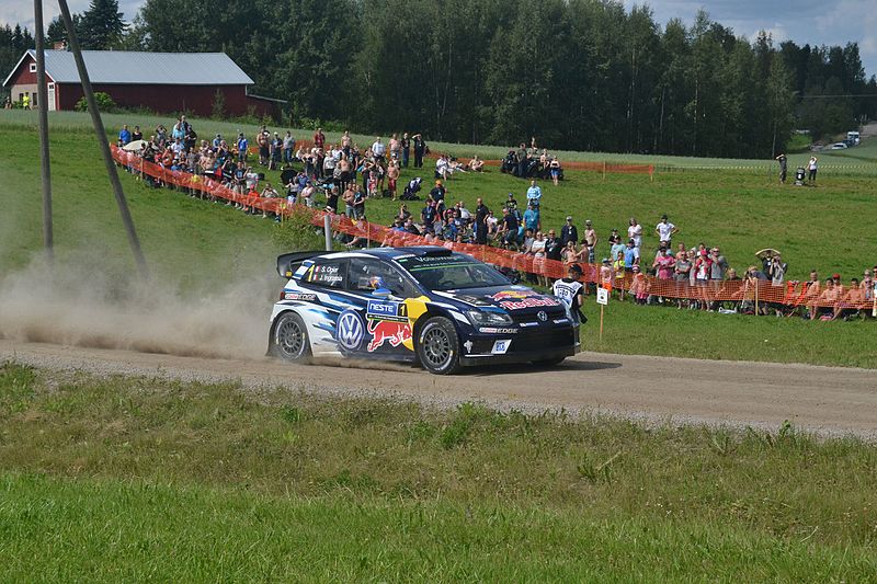 VIP-KATSOMOT, RALLIBILEET JA HELIKOPTERIKYYDIT